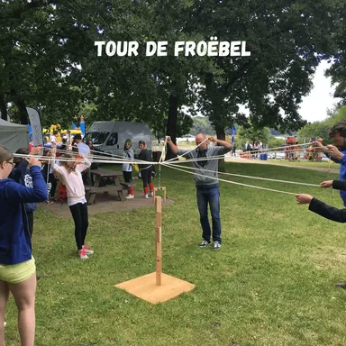 Tour de Froëbel — jeu de société à louer chez LUDO LUDO